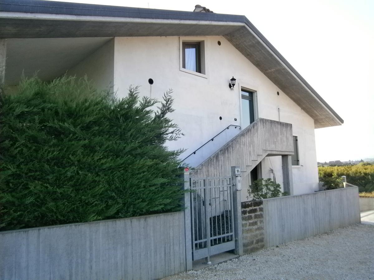 Appartamenti Sapori Di Campagna Pescantina Exterior photo